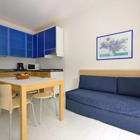 Parco Hemingway-32 By Interhome *